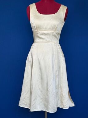 Vintage 1960s Cream Dress